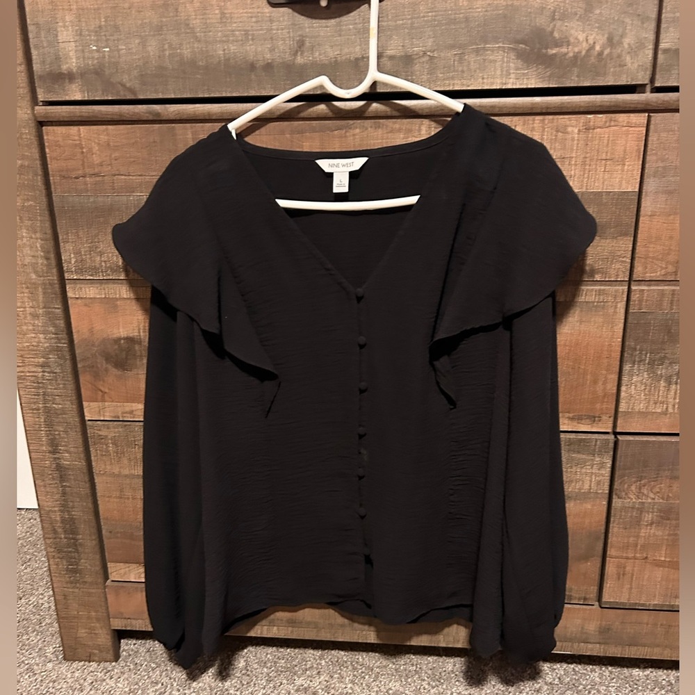 Women’s Nine West black button up ruffle blouse